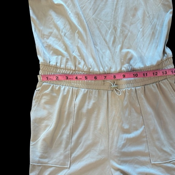 Women’s FLX Strappy Shorts Romper Sand Trap NWT Size Small - Picture 5 of 9